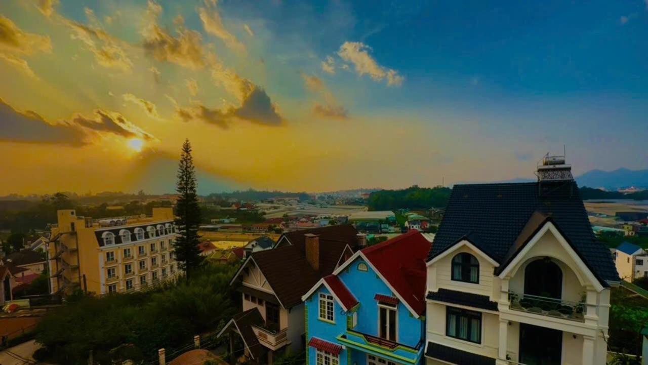 Monaco Hotel Khu Chi Lang Екстер'єр фото